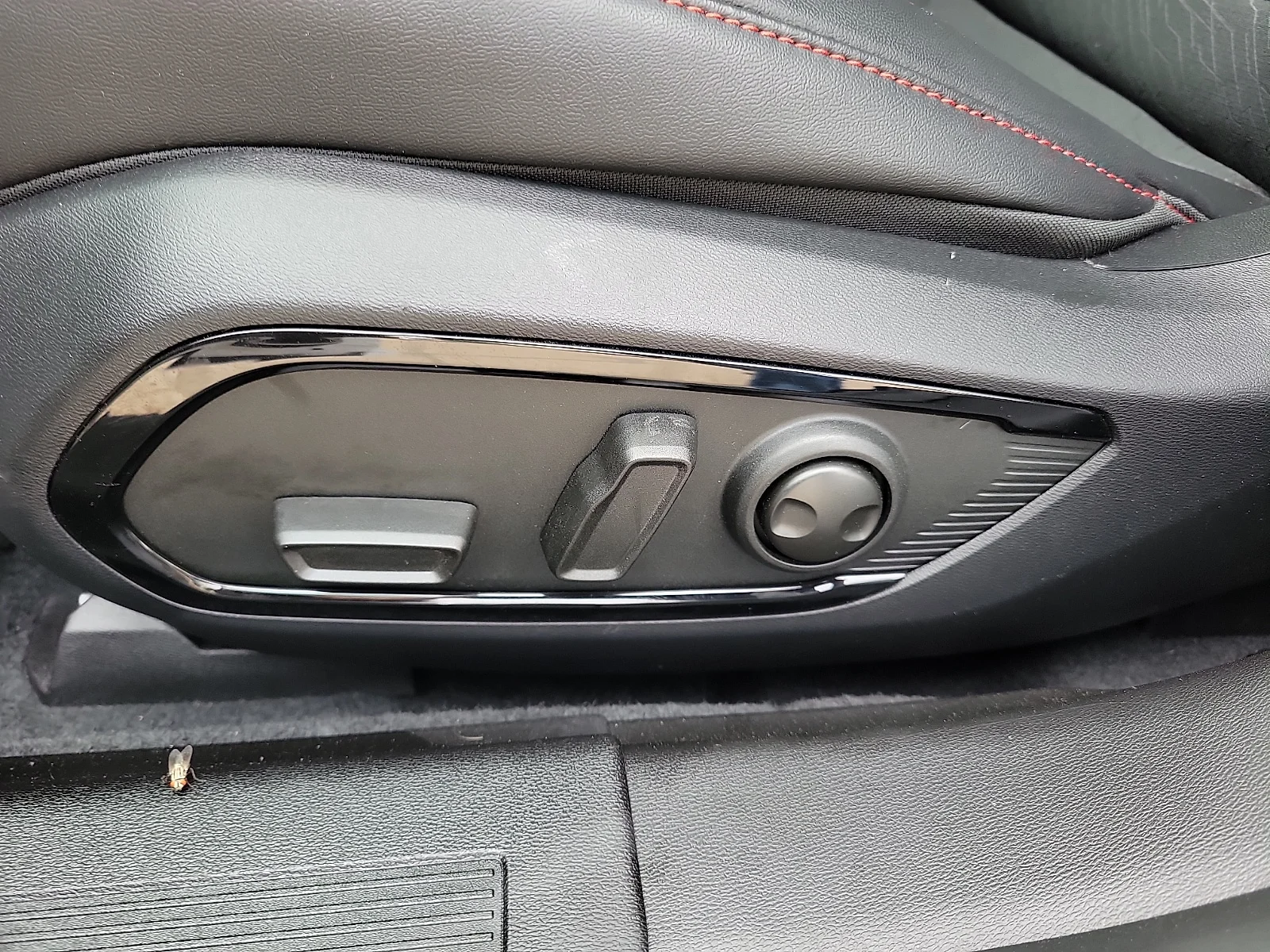 New 2026 White Knuckle Dodge SCAT PACK 4-DOOR AWD image 13