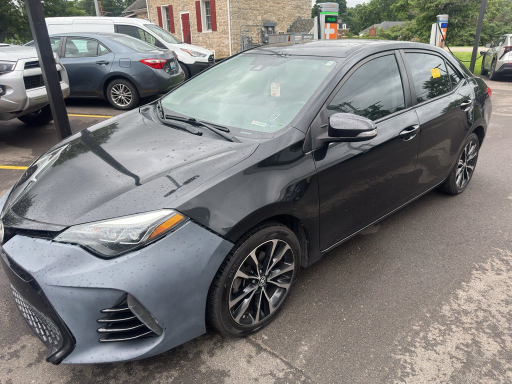 Used 2018 Black Sand Pearl Toyota XSE image 2