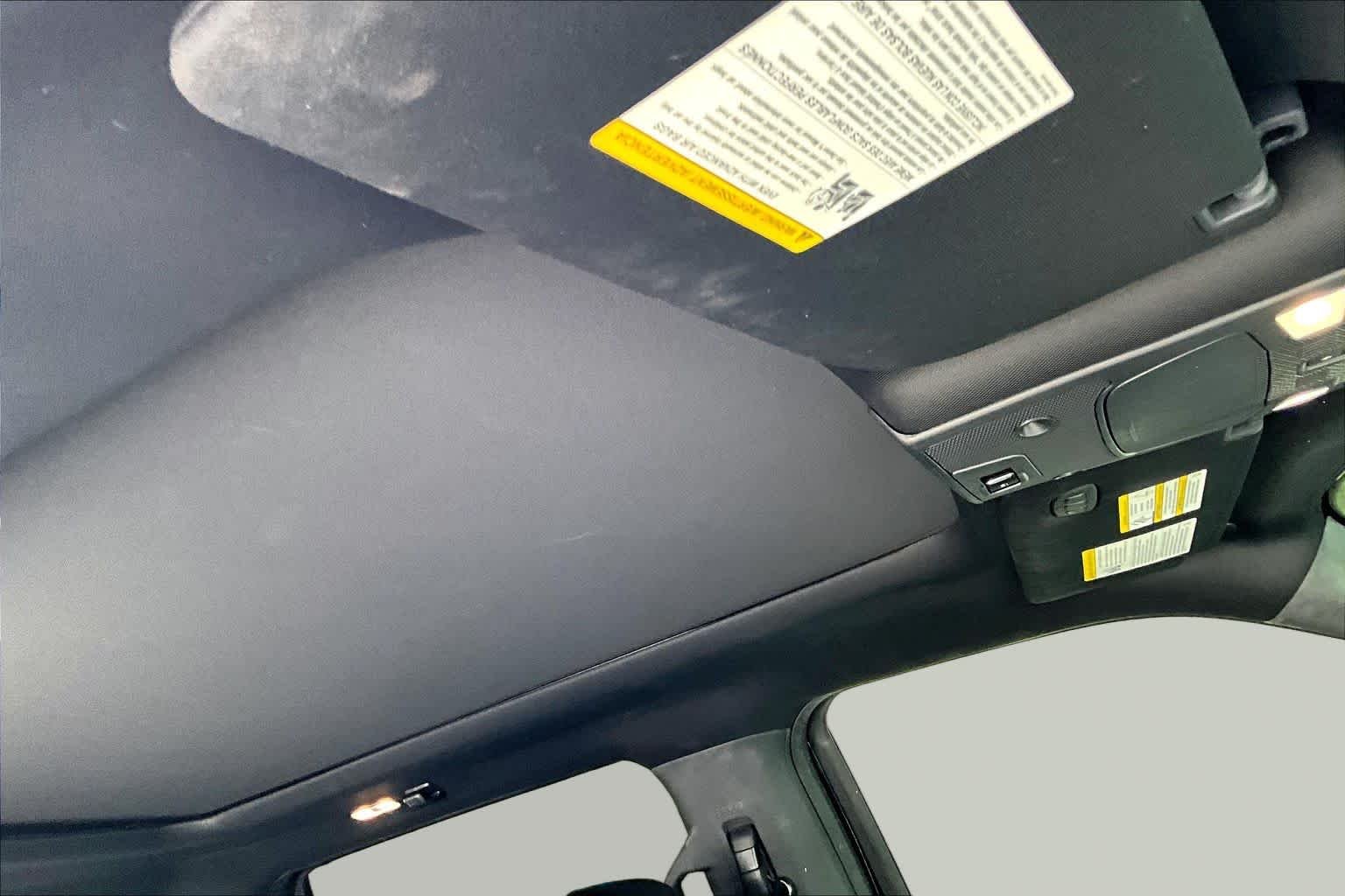 Used 2019 Agate Black Ford LARIAT image 14