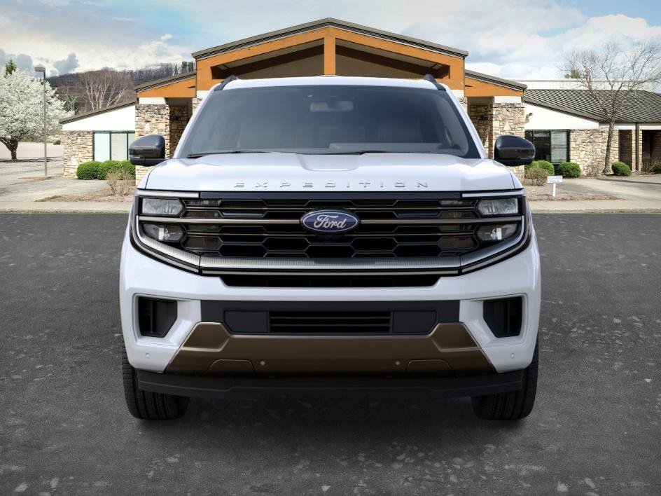 New 2027 Star White Metallic Tri-Coat Ford MAX King Ranch® image 3