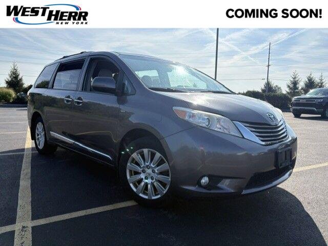 Used 2017 Predawn Gray Mica Toyota XLE image 1