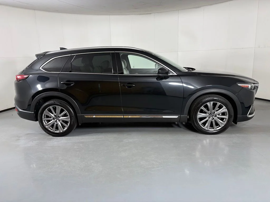 Used 2023 Black Mazda Signature image 9