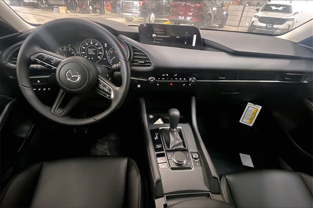 2026 MAZDA MAZDA3 - Image 4