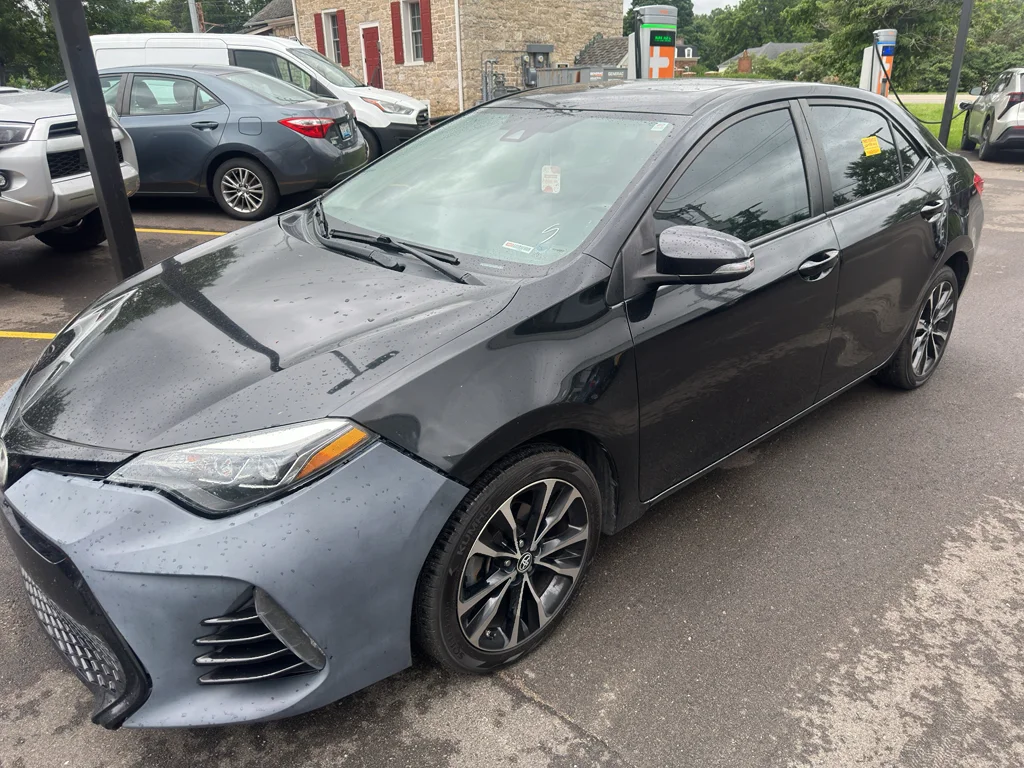 Used 2018 Black Sand Pearl Toyota XSE image 2