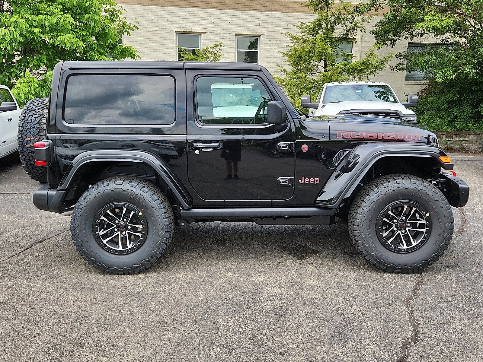 New 2026 Black Clear-Coat Exterior Paint Jeep Rubicon X image 7