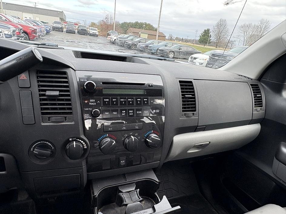 Used 2010 Silver Toyota Grade image 8