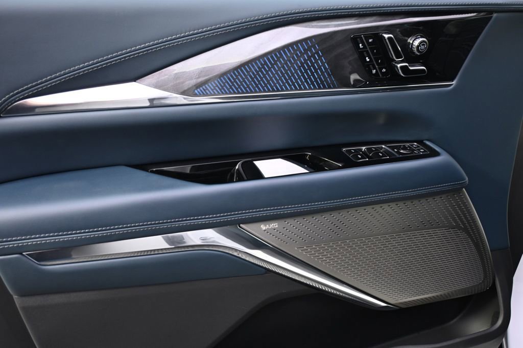 2025 Cadillac Escalade IQ Sport 2 - Photo 23