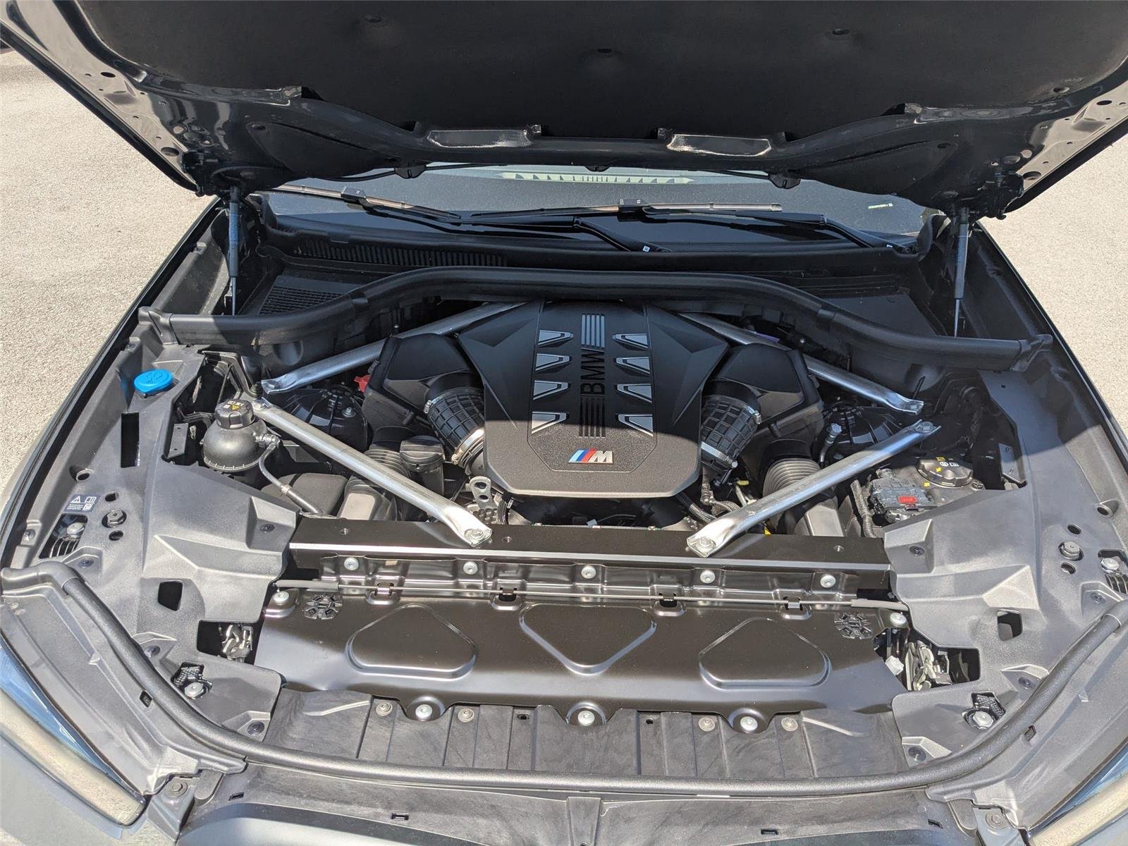 New 2026 Dravit Grey Metallic BMW M60i image 38