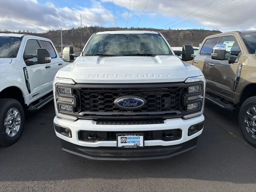New 2025 Oxford White Ford F-350® XL image 2