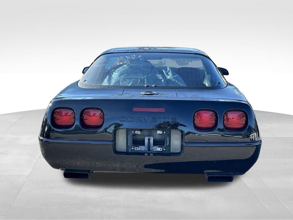 Used 1995  Chevrolet Base image 5