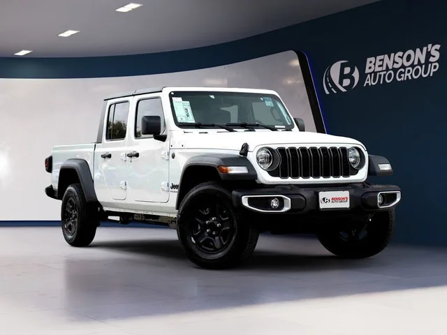2026 Jeep Gladiator Sport
