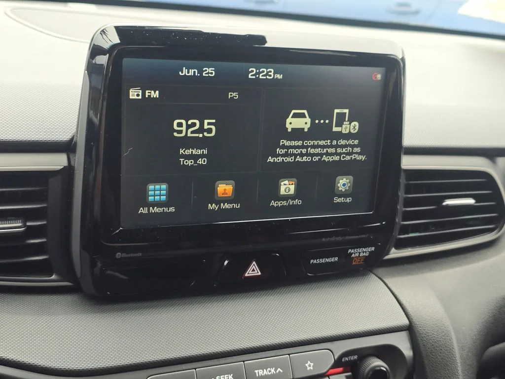 2021 Hyundai Veloster - Photo 25