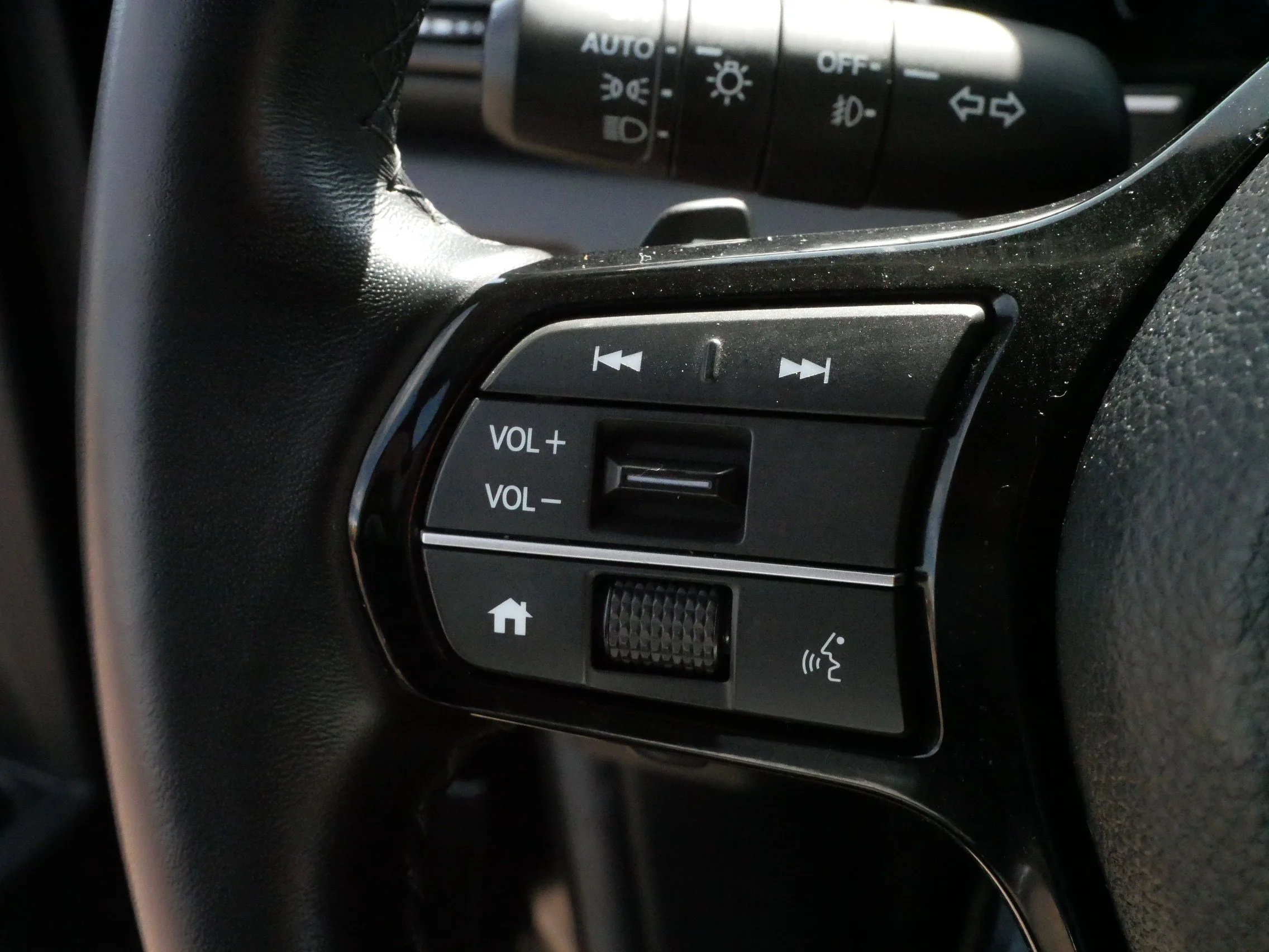2025 Honda Pilot EX-L - Photo 27
