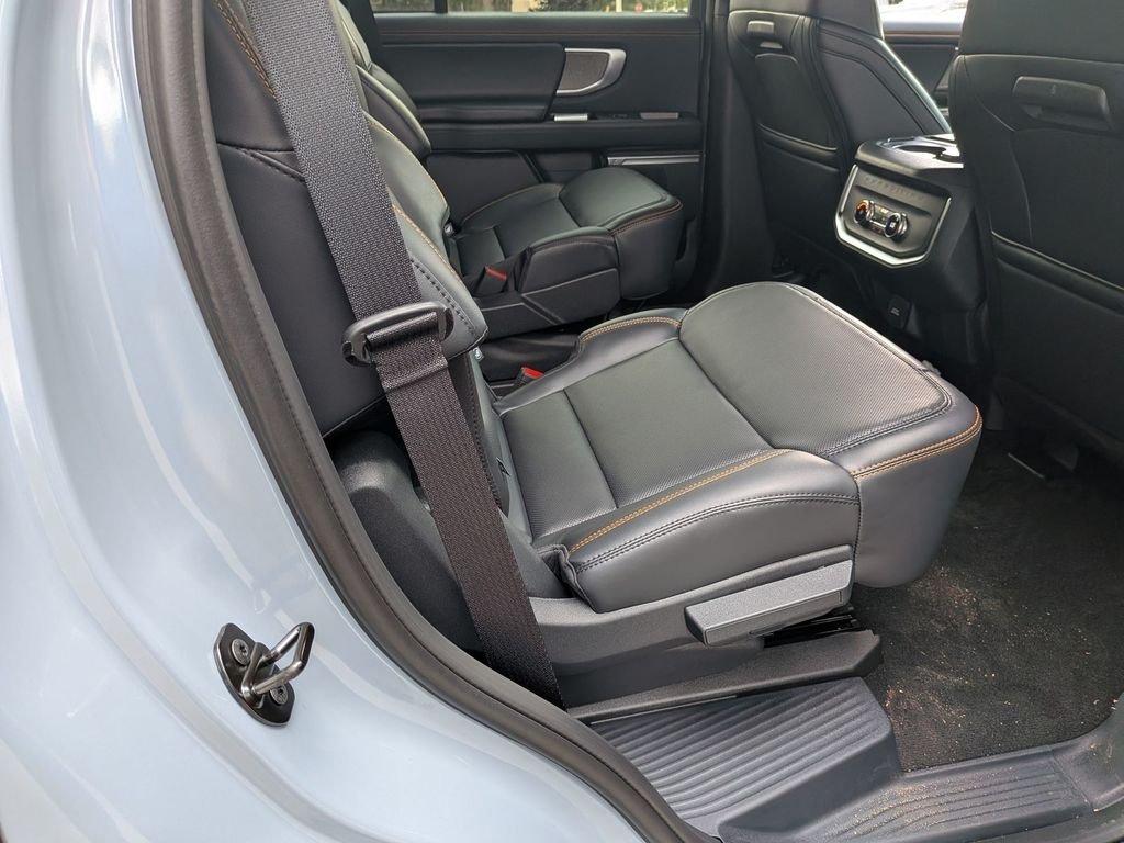 New 2027 Glacier Gray Metallic Tri-Coat Ford Tremor® image 33