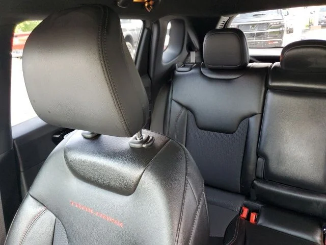 Used 2023 Gray Jeep Trailhawk image 14