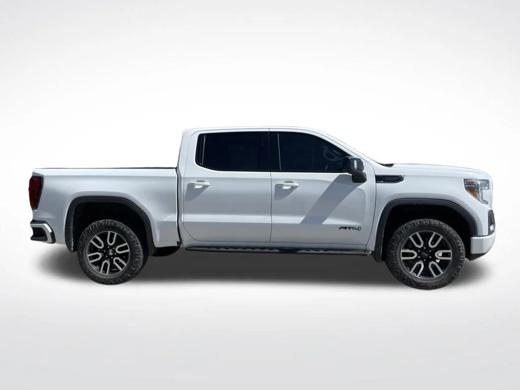 Used 2021 Summit White GMC AT4 image 4