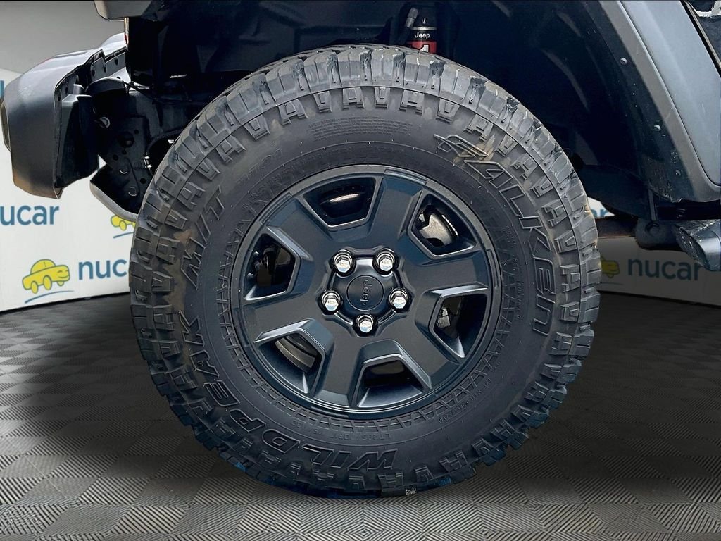 Used 2022 Black Jeep Mojave image 29