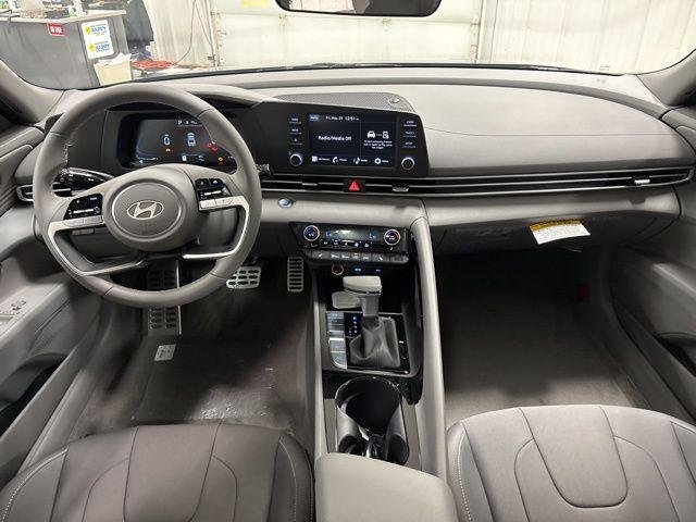 New 2026 Black Hyundai SEL Sport image 12