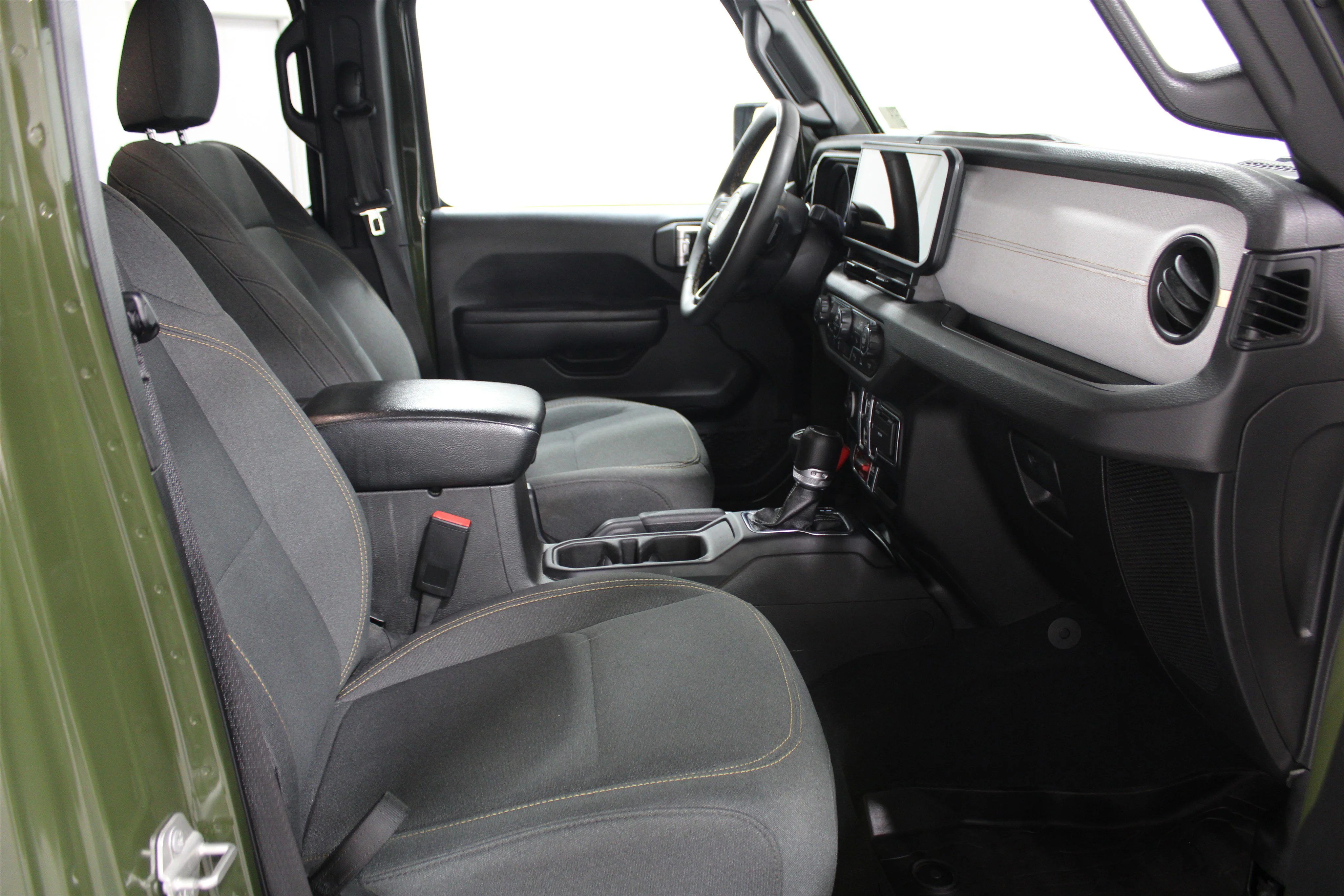 2024 Jeep Wrangler 4xe Willys 4XE - Photo 25