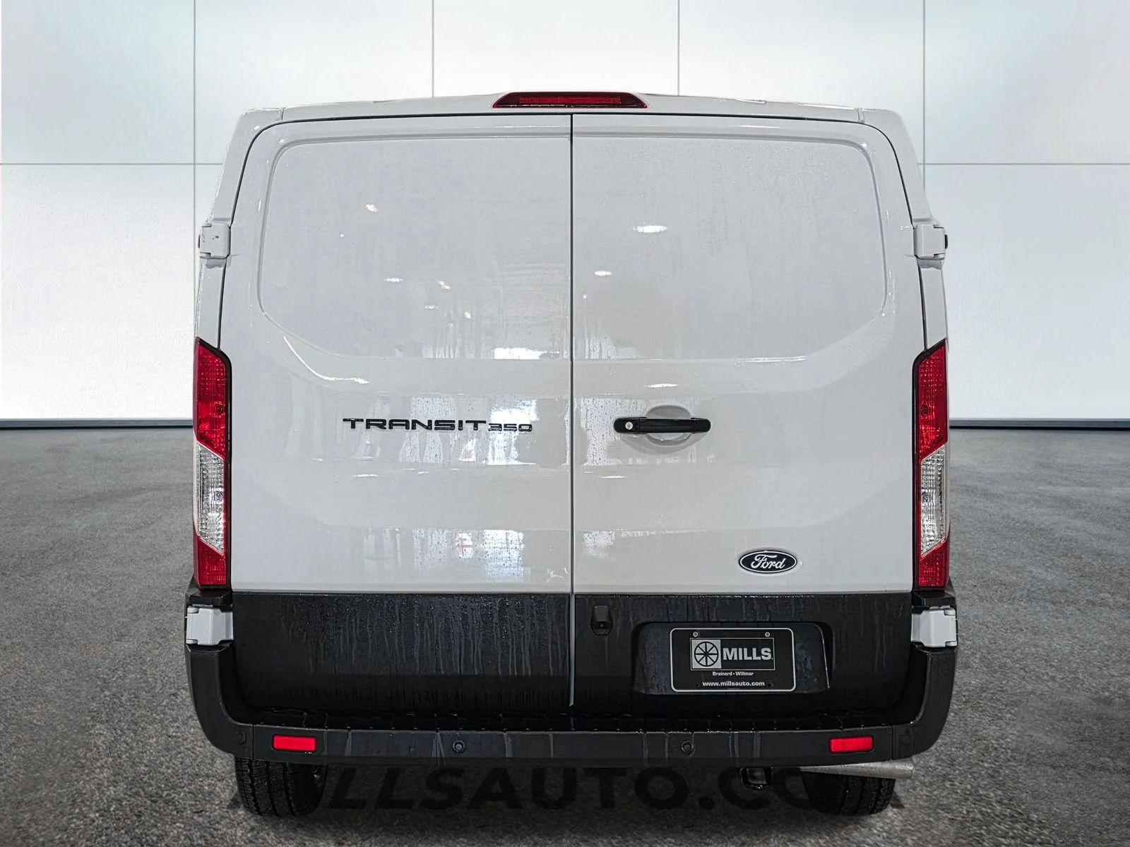 New 2026 Oxford White Ford Cargo Van image 6