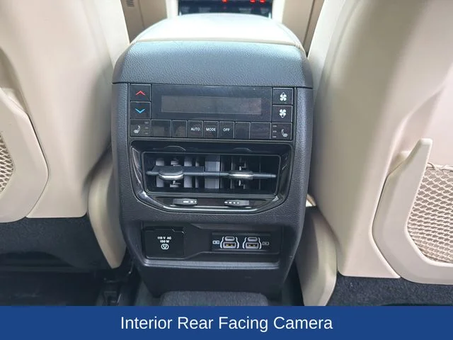 Used 2022 White Jeep Limited image 27