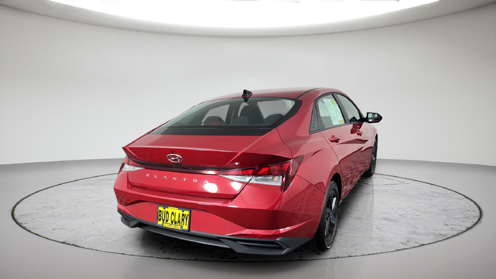 2021 Hyundai Elantra SEL - Photo 8
