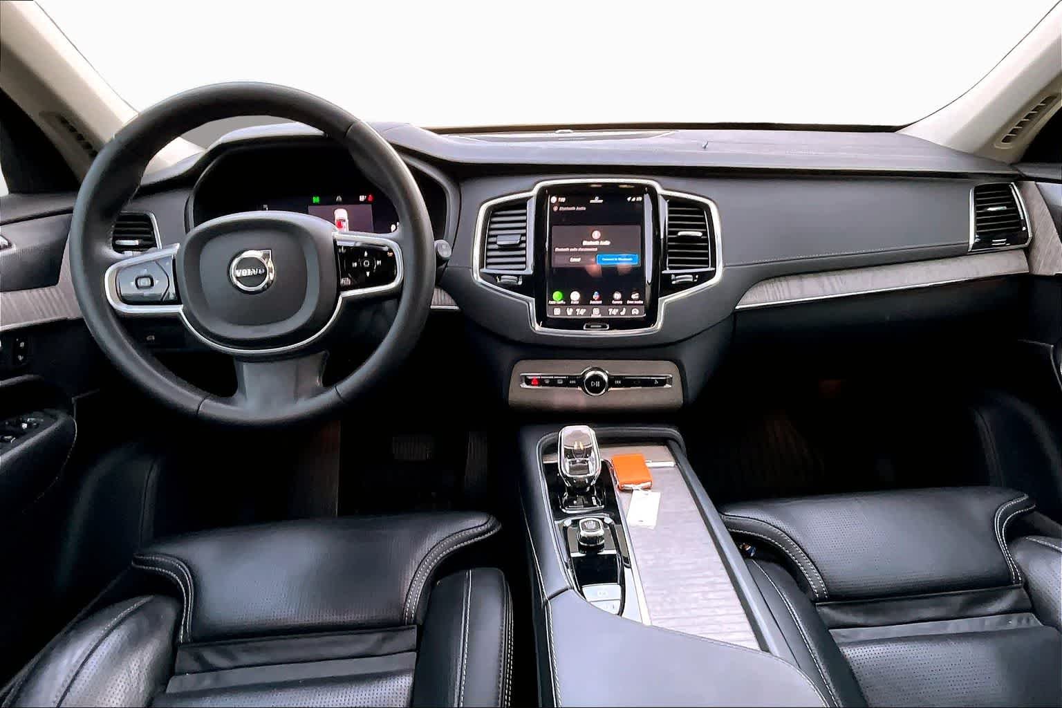 Used 2023 Thunder Grey Metallic Volvo Ultimate image 13