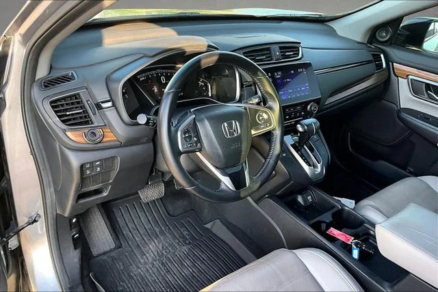 Used 2017 Silver Honda EX-L image 10