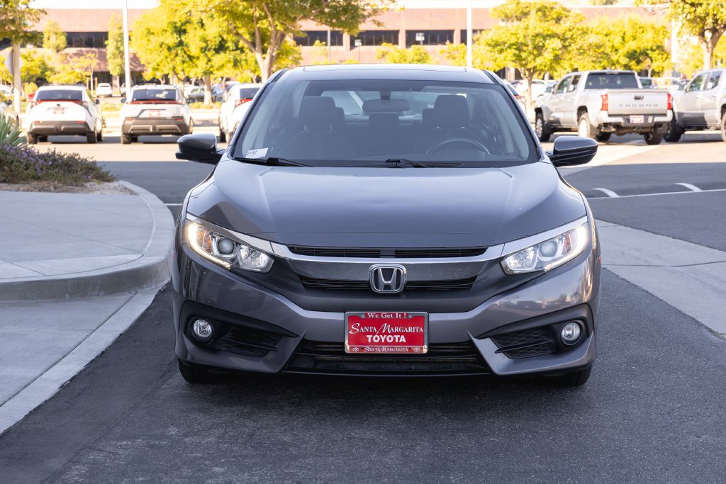 Used 2018 Polished Metal Metallic Honda EX-T image 2