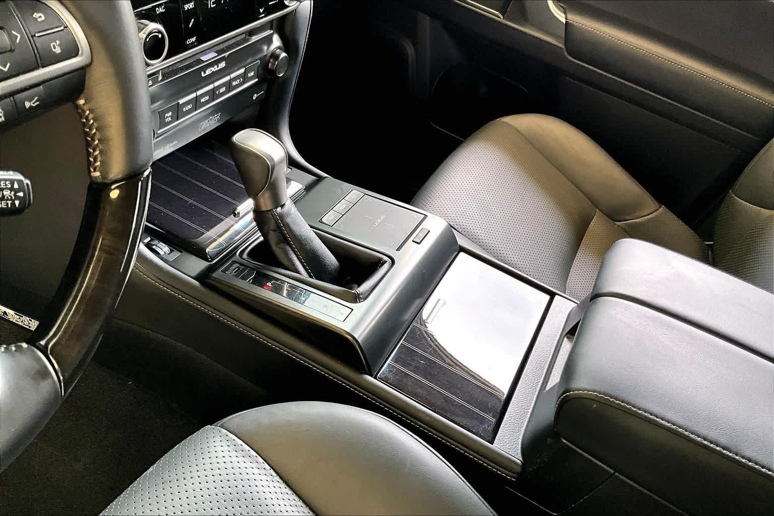 Used 2023 Eminent White Pearl Lexus Luxury image 14