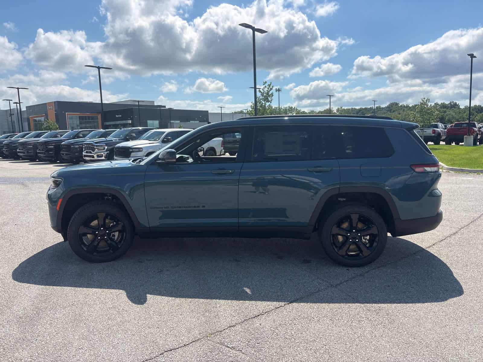 New 2026 Steel Blue Jeep Limited image 6