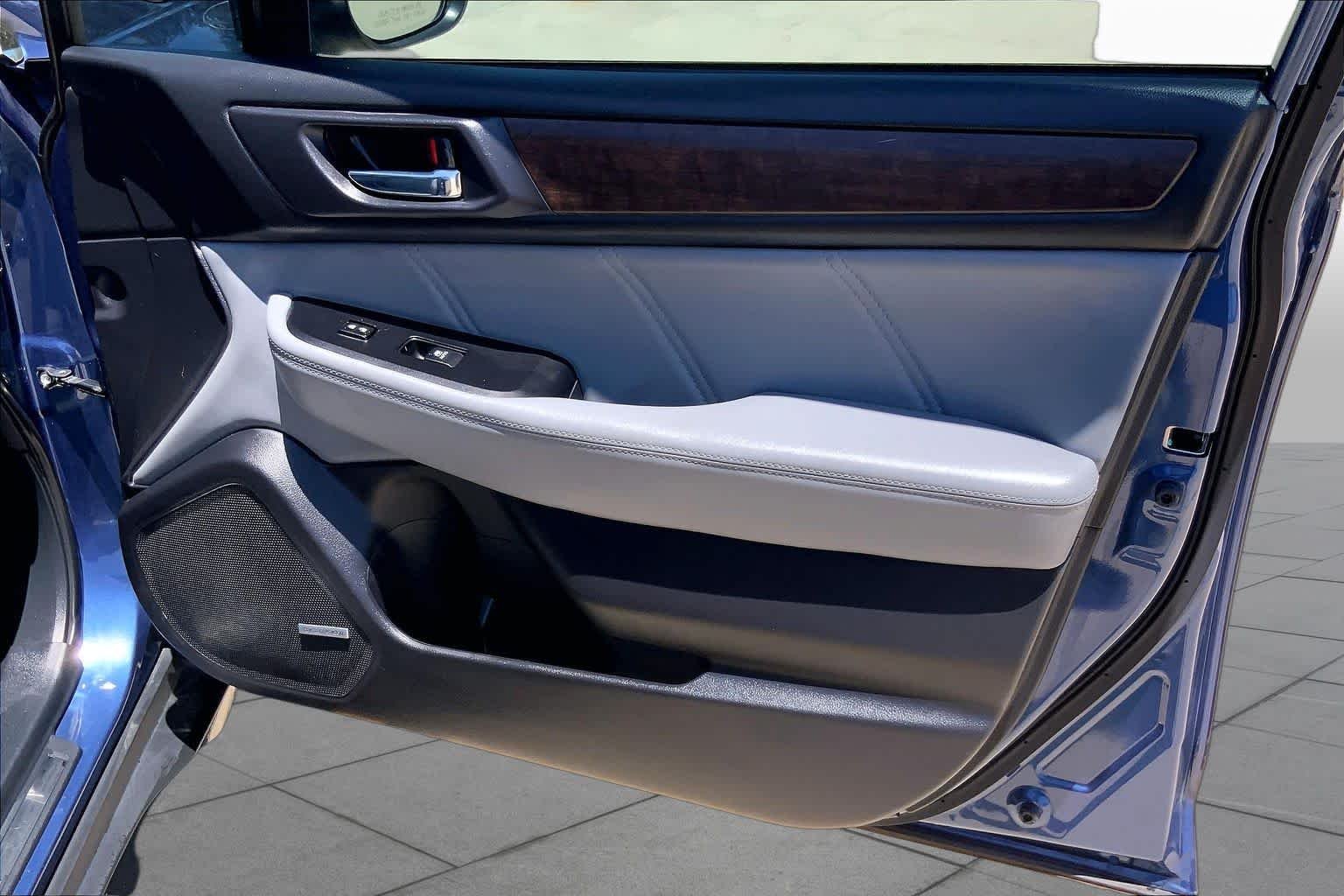 Used 2019 Abyss Blue Pearl Subaru Limited image 22