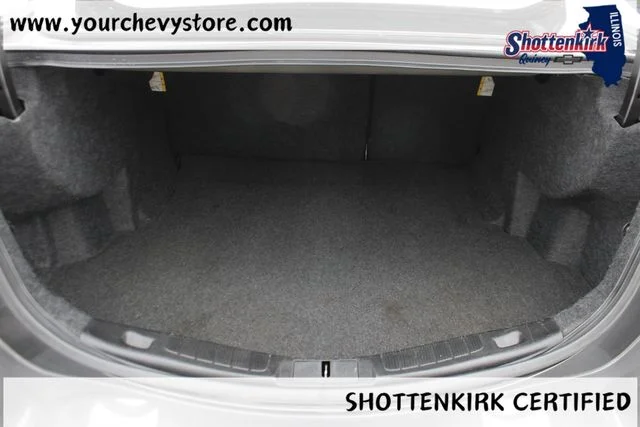 Used 2018 Gray Ford SE image 15