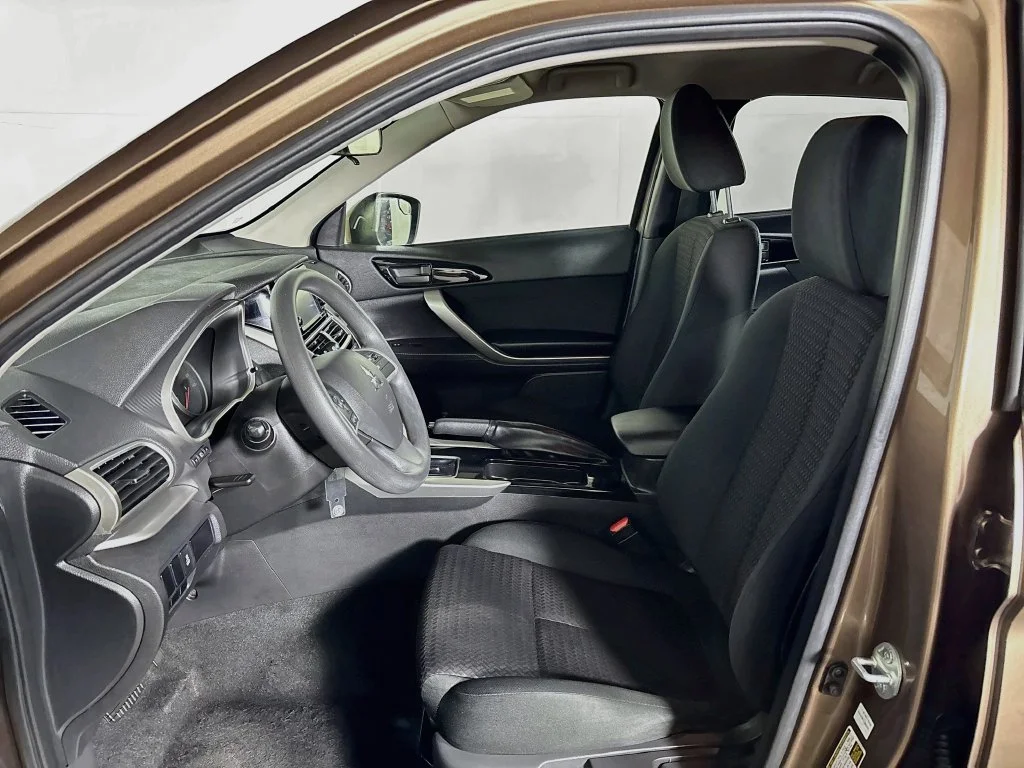 Used 2019 Brown Mitsubishi ES image 11