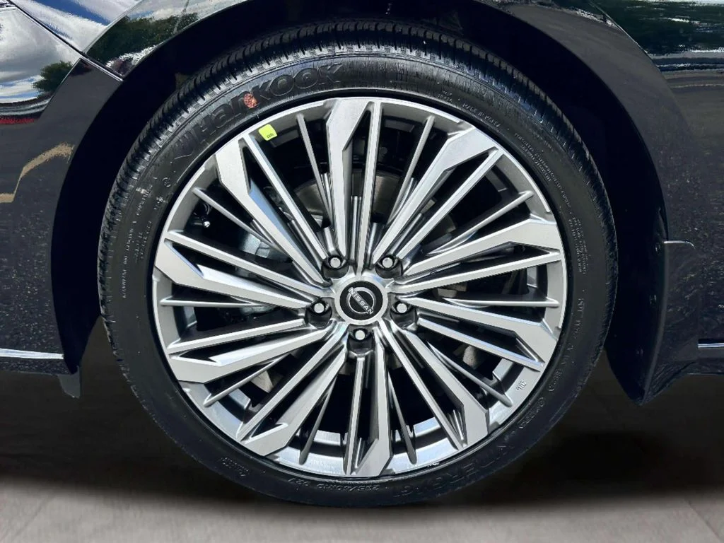 New 2026 Super Black Nissan SV image 10