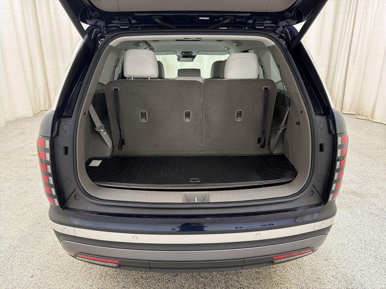New 2026 Classy Blue Pearl Hyundai SEL 8P image 16