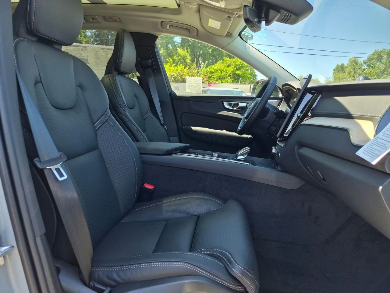 New 2026 Vapour Grey Volvo Ultra image 14