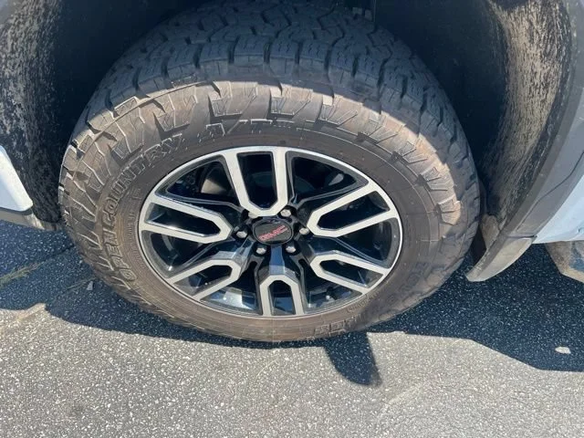 2023 GMC Sierra 1500 AT4 - Photo 18