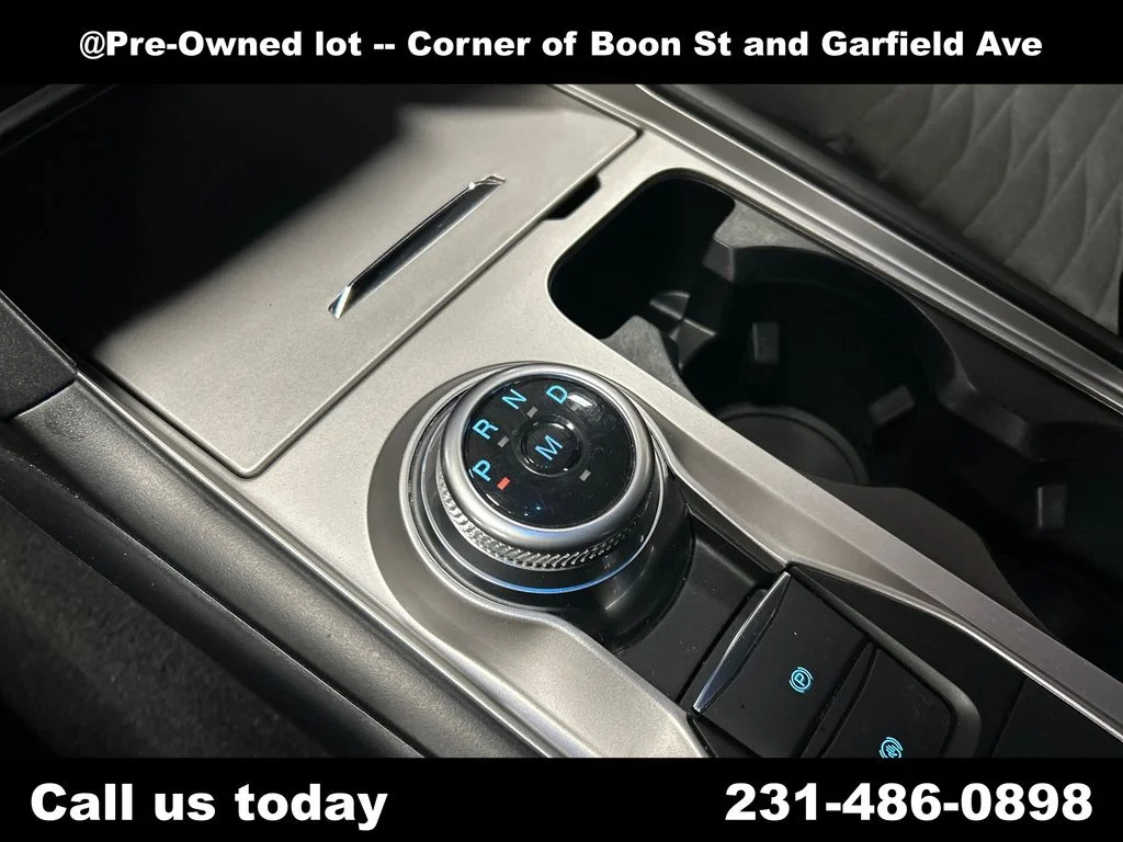 Used 2020 Blue Ford XLT image 24