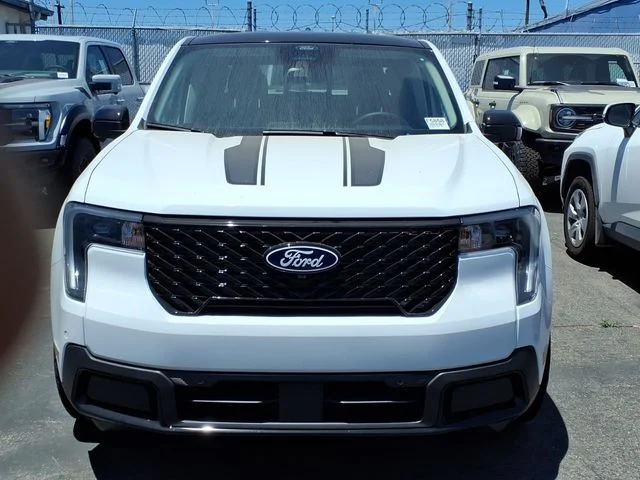 New 2026 Oxford White Ford Lariat image 2