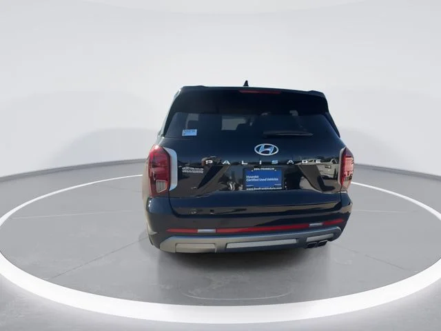 Used 2023 Black Hyundai SEL image 7