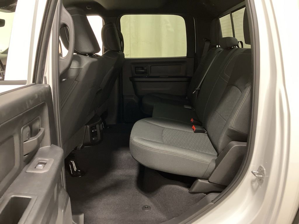 New 2026 Bright White Clear-Coat Exterior Paint RAM Tradesman image 12