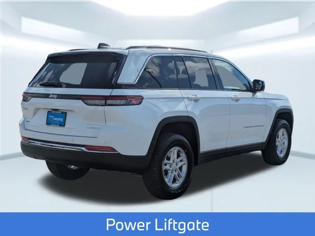 New 2025 White Jeep Laredo image 6