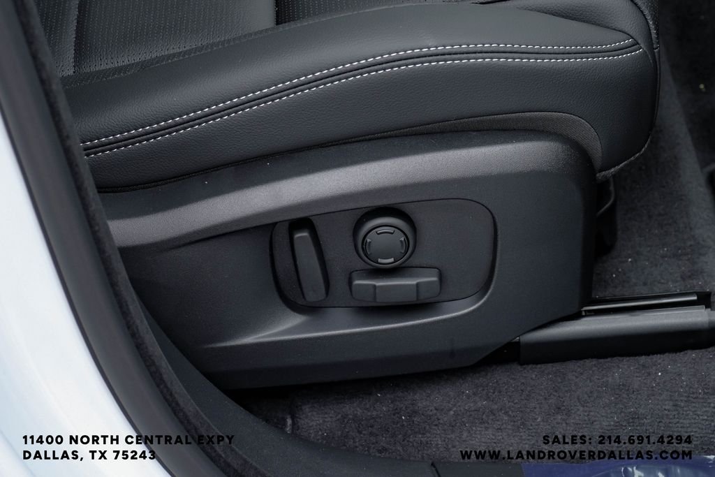 2026 Jaguar F-Pace R-Dynamic S - Photo 38