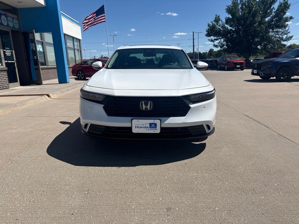 Certified Used 2023 Platinum White Pearl Honda EX-L image 2