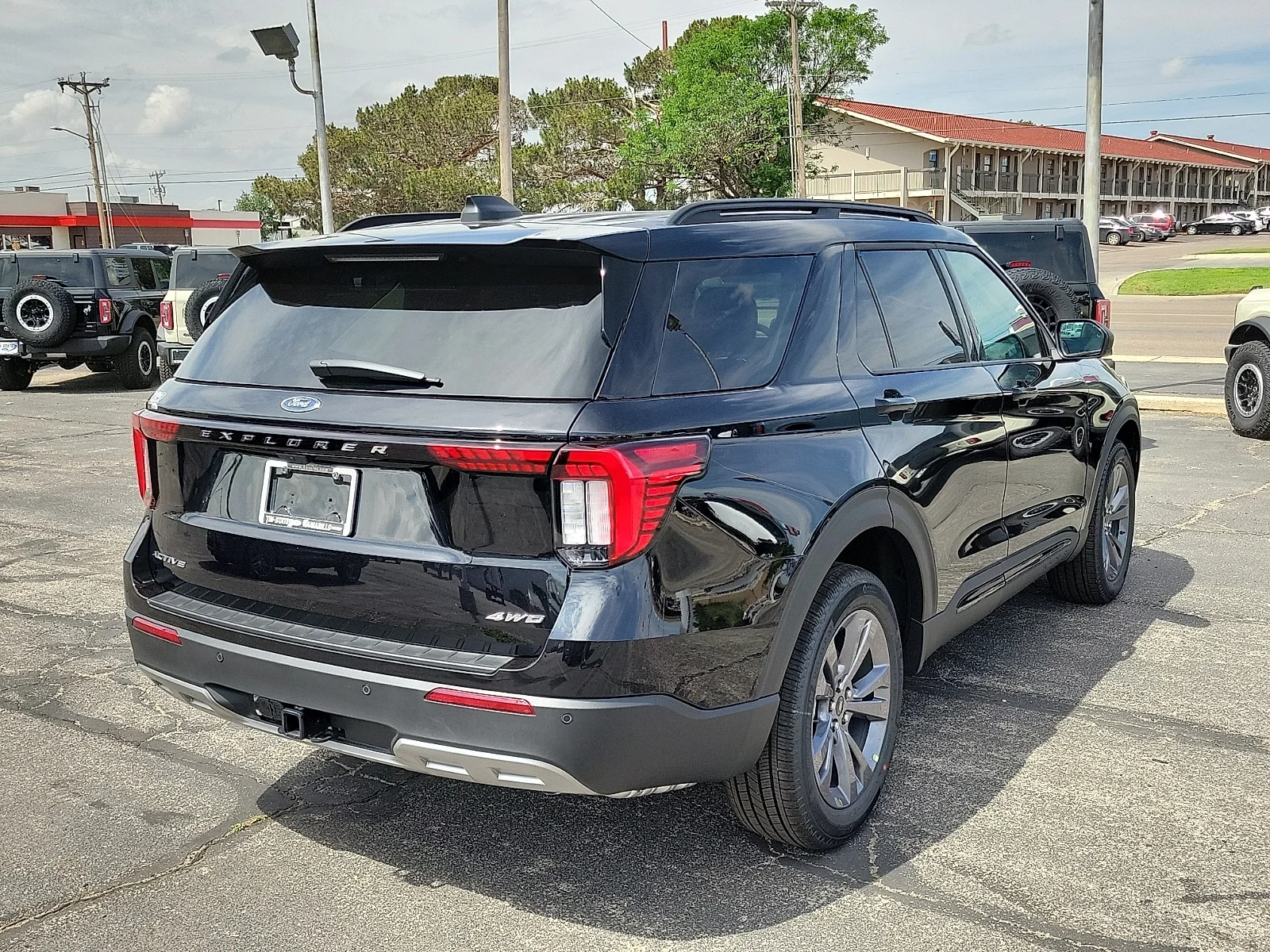 New 2026 Agate Black Metallic Ford Active image 4