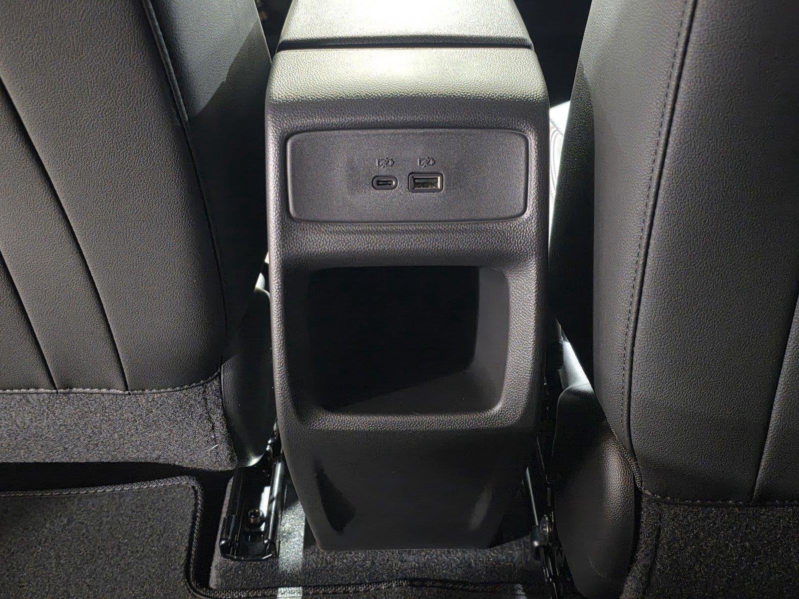 2026 Chevrolet Trax RS - Photo 16
