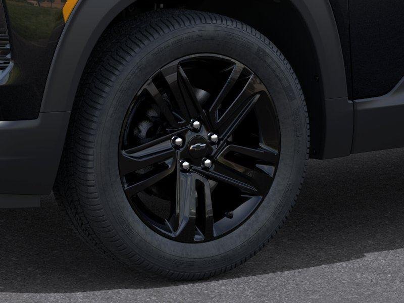 Used 2026 Black Metallic Chevrolet LT image 9