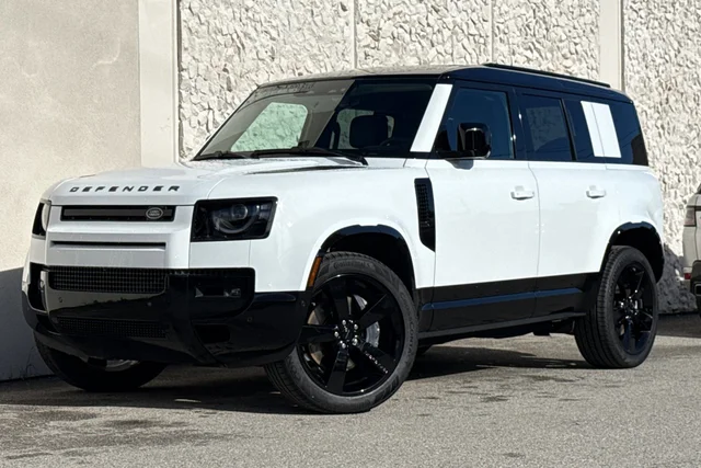 2026 Land Rover Defender X-Dynamic SE