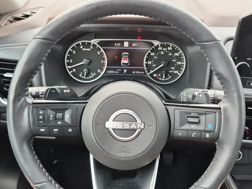 Used 2023 Gun Metallic Nissan SL image 17